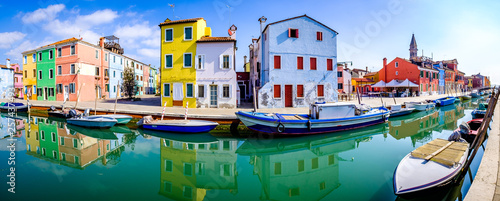 Canvas Print burano - famous old town - italy