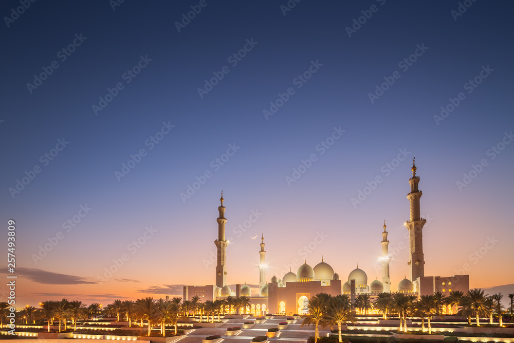 Sheikh Zayed Grand Mosque at sunset Abu-Dhabi, UAE