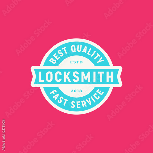 vintage locksmith logo. retro styled key cutting service emblem. vector illustration