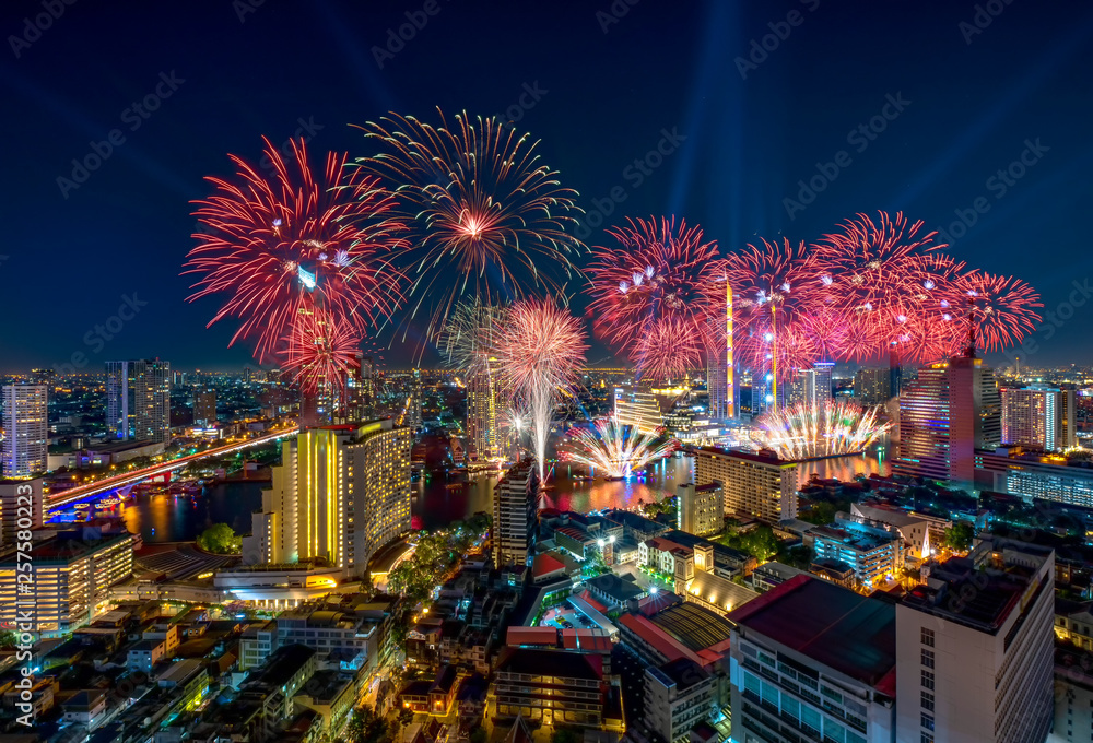 Obraz premium Bangkok City Countdown Chao Phraya River