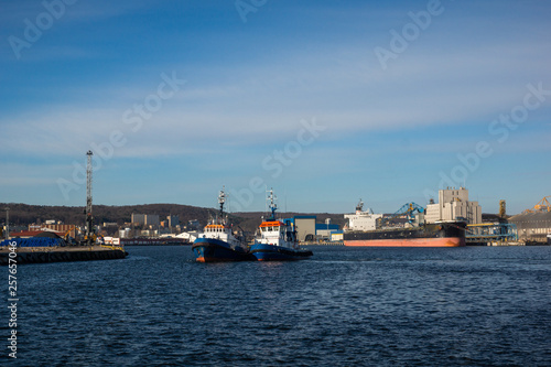 Wharf in the port in Gdynia, Pomorskie, Poland © Artur Bociarski