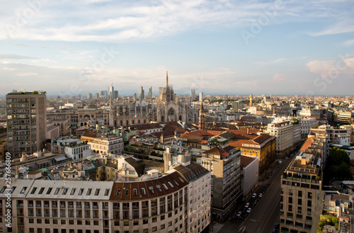 vista dello skyline di Milano dalla Torre Velasca