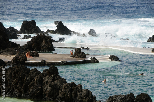 Lavapool-Freibad in Porto Moniz auf Madeira photo