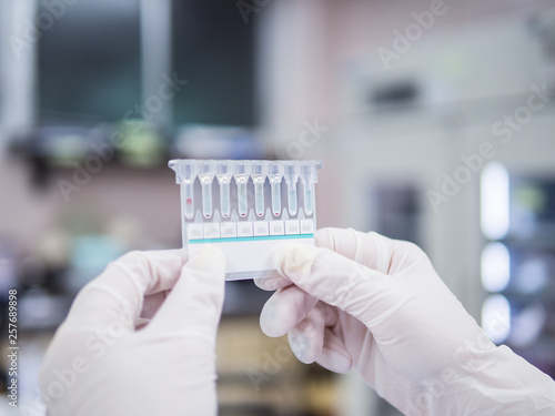 Hand hold gel test for blood cross matching 