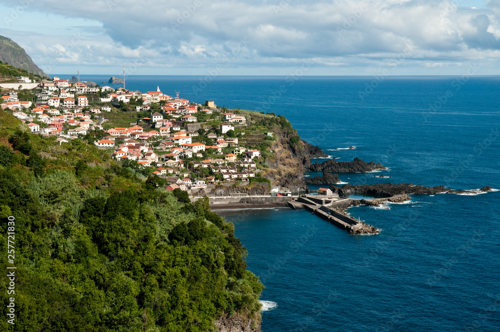 Blick auf Seixal auf Madeira