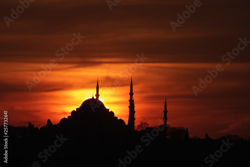 suleymaniye mosque at sunset