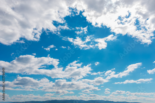 Fototapeta Naklejka Na Ścianę i Meble -  Blue sky with clouds. Beautiful fresh weather. .