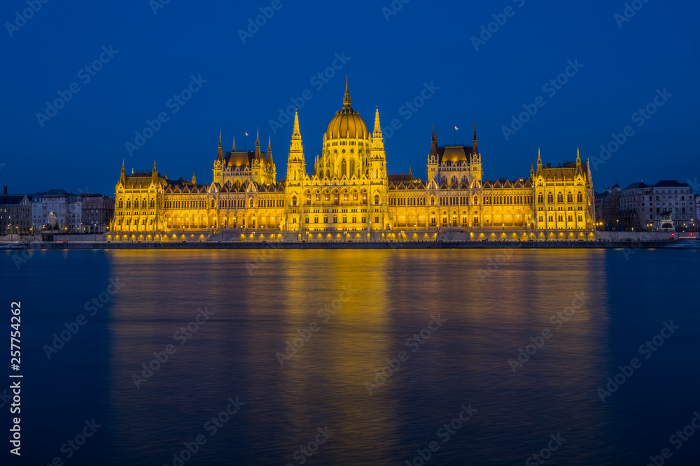 Hungarian parliament, Budapest at night
