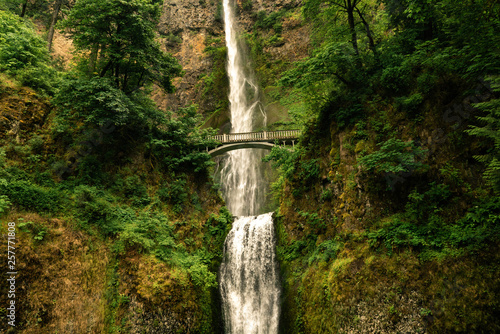 Multnomah Falls Ultra HD 42mp
