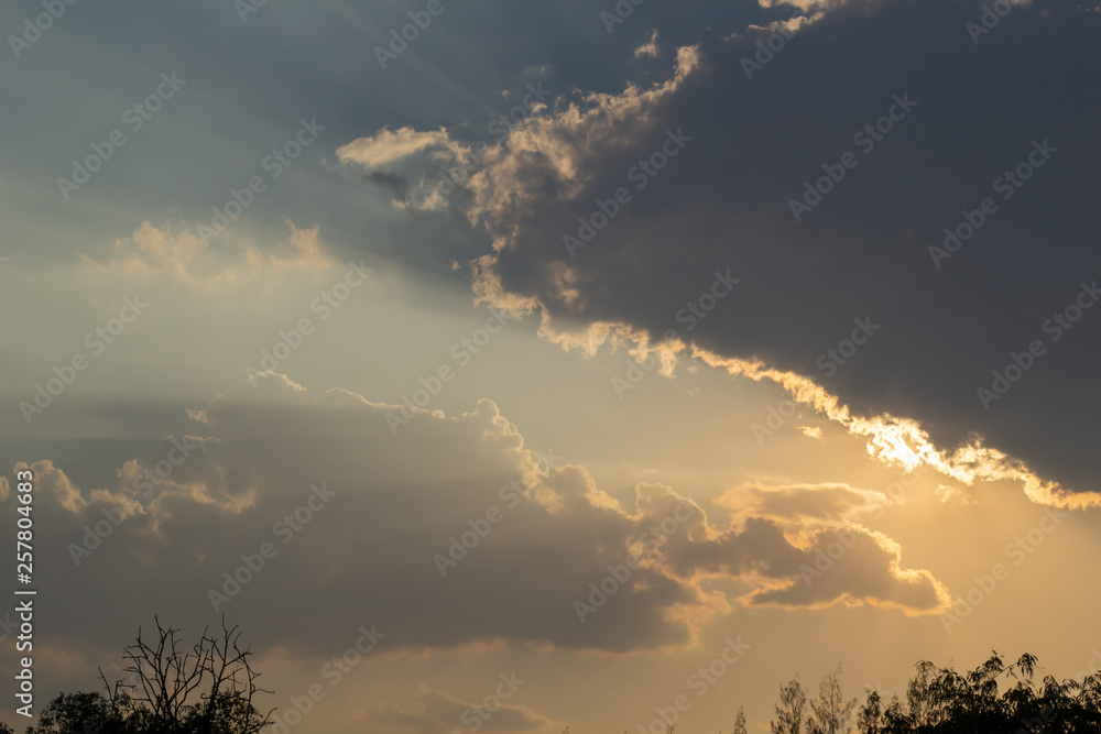 Naklejka premium sunset in mountains