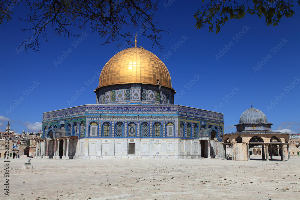 Obraz premium Mousque of Al-aqsa (Dome of the Rock) in Old Town - Jerusalem, Israel 