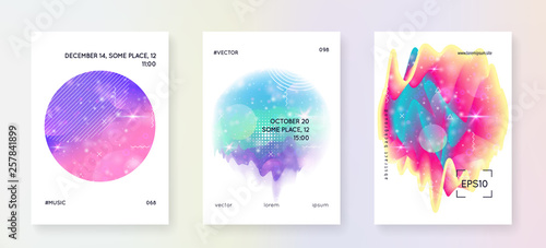 Fluid shape with dynamic elements.