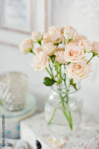 bouquet of small pink roses © aprilante