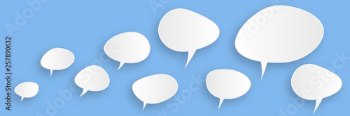 verschiedene Papier Sprechblasen - Kommentar Kommunikation Konzept