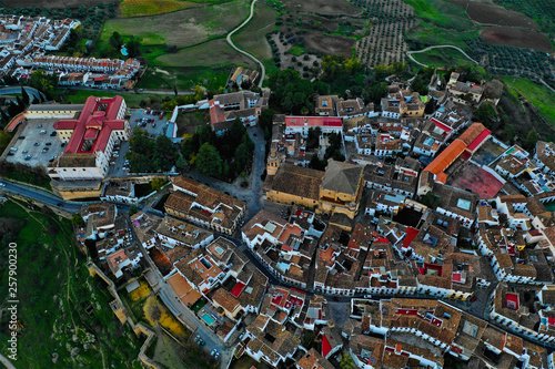 Ronda in Spanien Luftbilder - Puente Nuevo, Plaza de Toros de Ronda und Sehenswürdigkeiten von Ronda