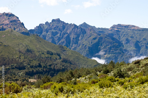 Gebirgslandschaft am Pico do Arieiro auf Madeira