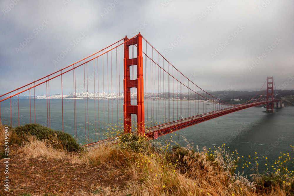 Golden Gate Bridge in San Francisco, beautiful landscape