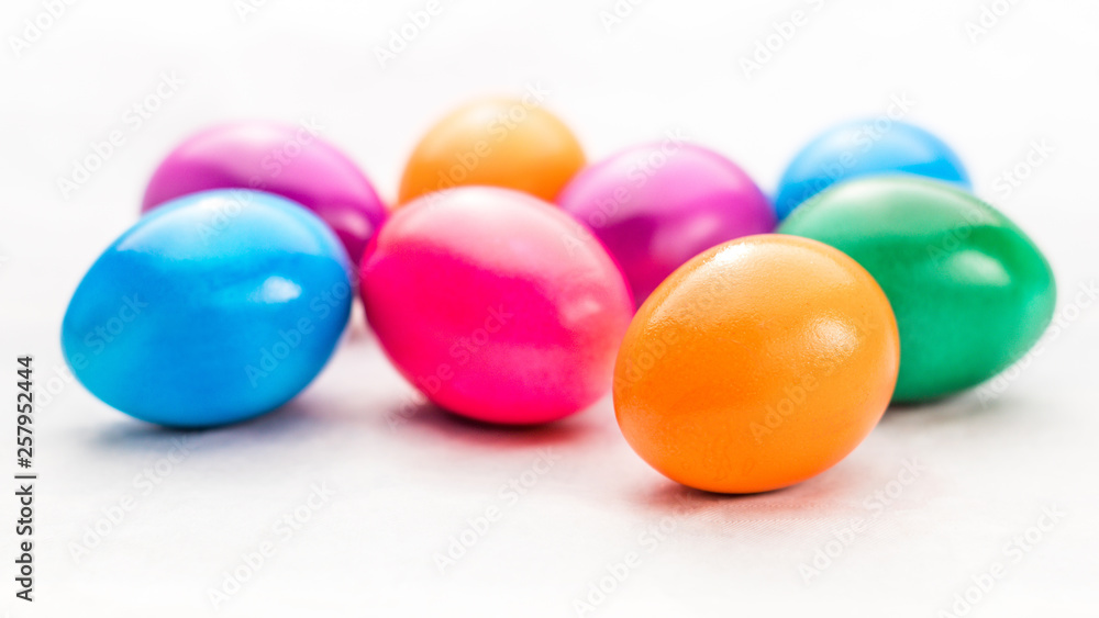 Ostern gib es tolle bunte Eier Ostern gib es tolle bunte Eier