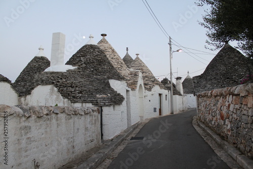 Trullo di Alberobello  photo