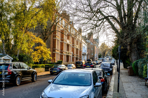 Canvas Print car in the city