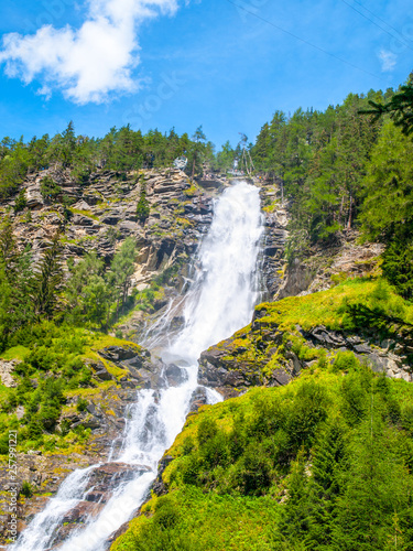Fototapeta Naklejka Na Ścianę i Meble -  Stuiben waterfall, or Stuibenfall, is the highest waterfall in Tyrol, Austria. View from below