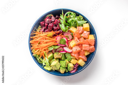 poke bowl salade on white background photo