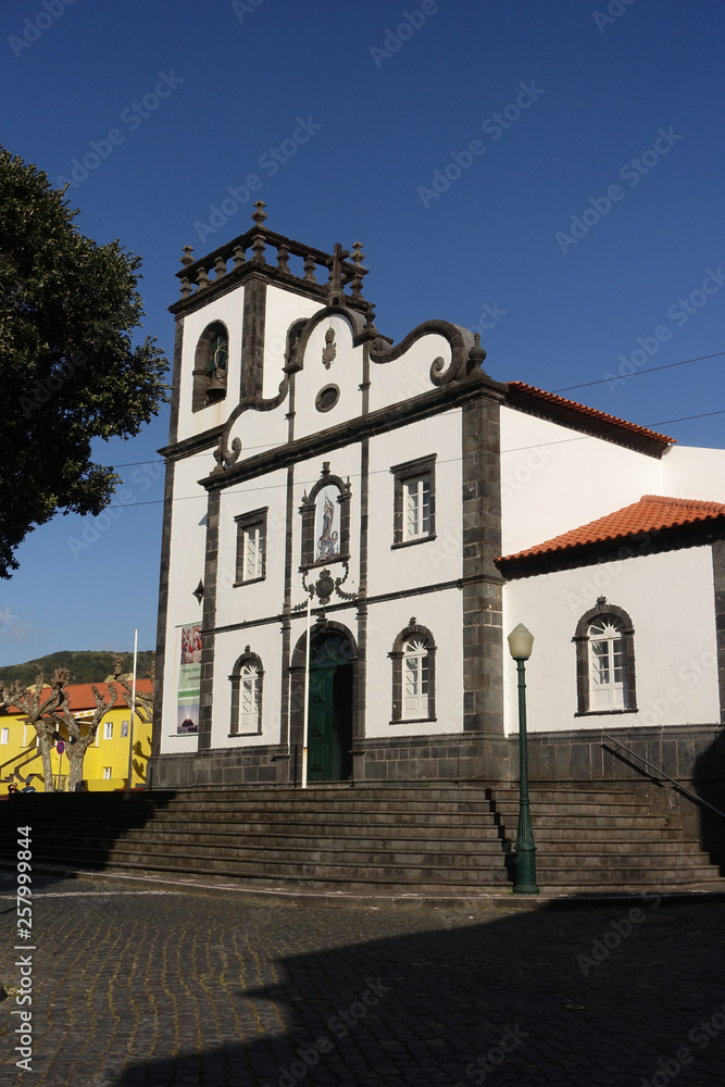 Obraz premium Pfarrkirche unsere Dame der Empfängnis, Mosteiros