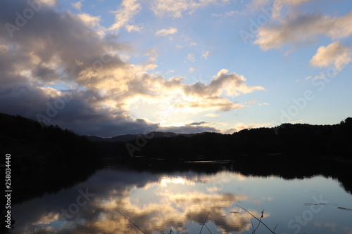 温見ダムの夜明け