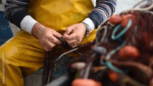 pescatore, rete, barca, pesca, pesce, pescato, mediterraneo, mare, trasparenza, food, ristorante, business, lavoro