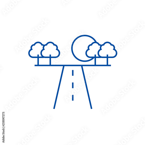 Road in horizont line concept icon. Road in horizont flat  vector website sign, outline symbol, illustration.