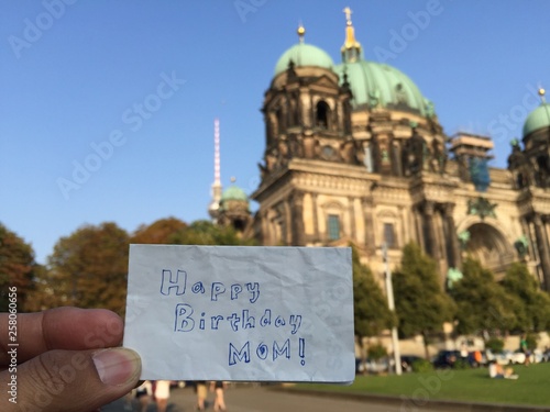hbd mom in berlin