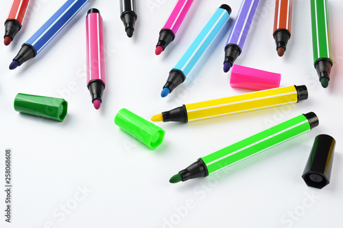 Colorful felt tip pens