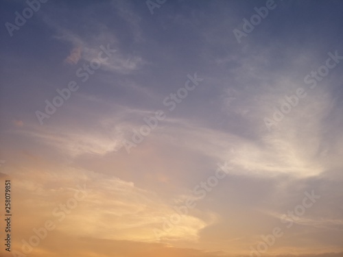 Fototapeta Naklejka Na Ścianę i Meble -  pink sky clouds