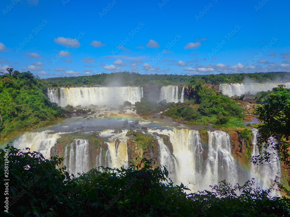 Iguaçú falls