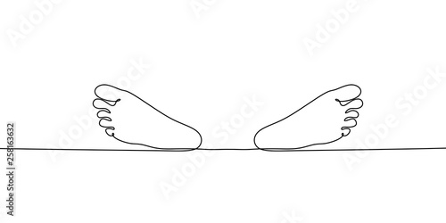 continuous line drawing of a pair of legs.