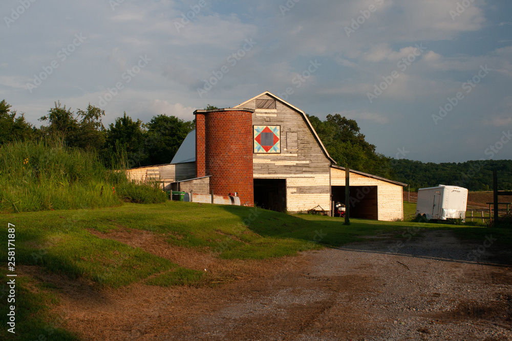 Old barn Old barn