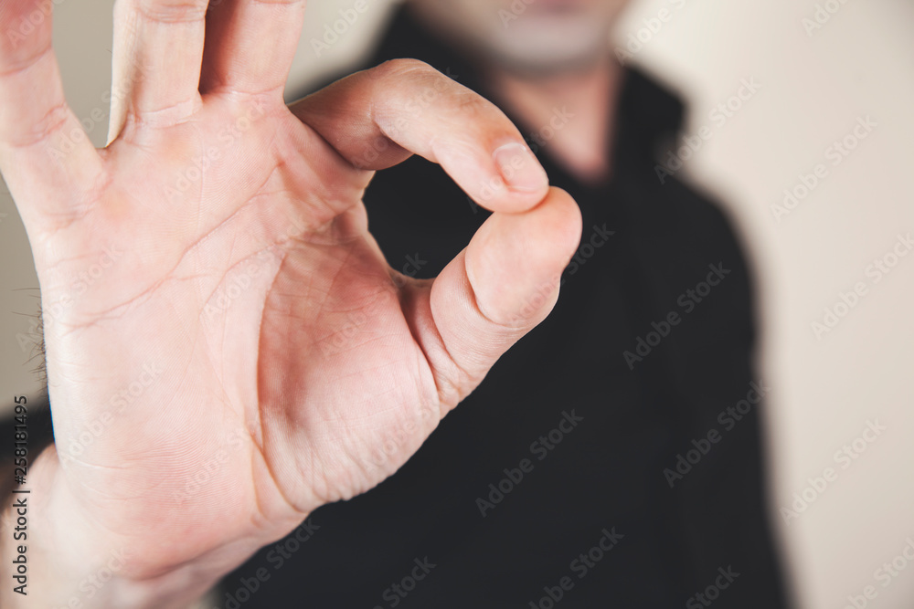 Fototapeta premium man hand okay sign