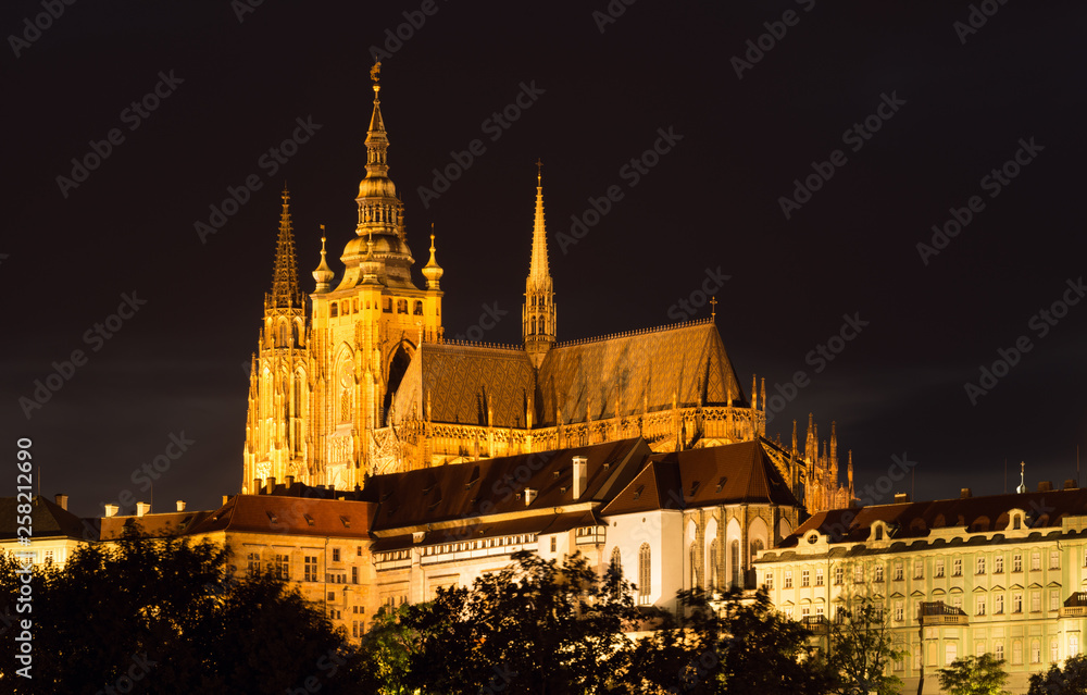 Prague: Prague castle, St. Vitus cathedral