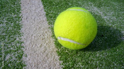 tennis ball on the court © LeticiaLara