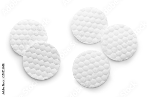 Fototapeta Naklejka Na Ścianę i Meble -  Set of cotton pads on white background, top view