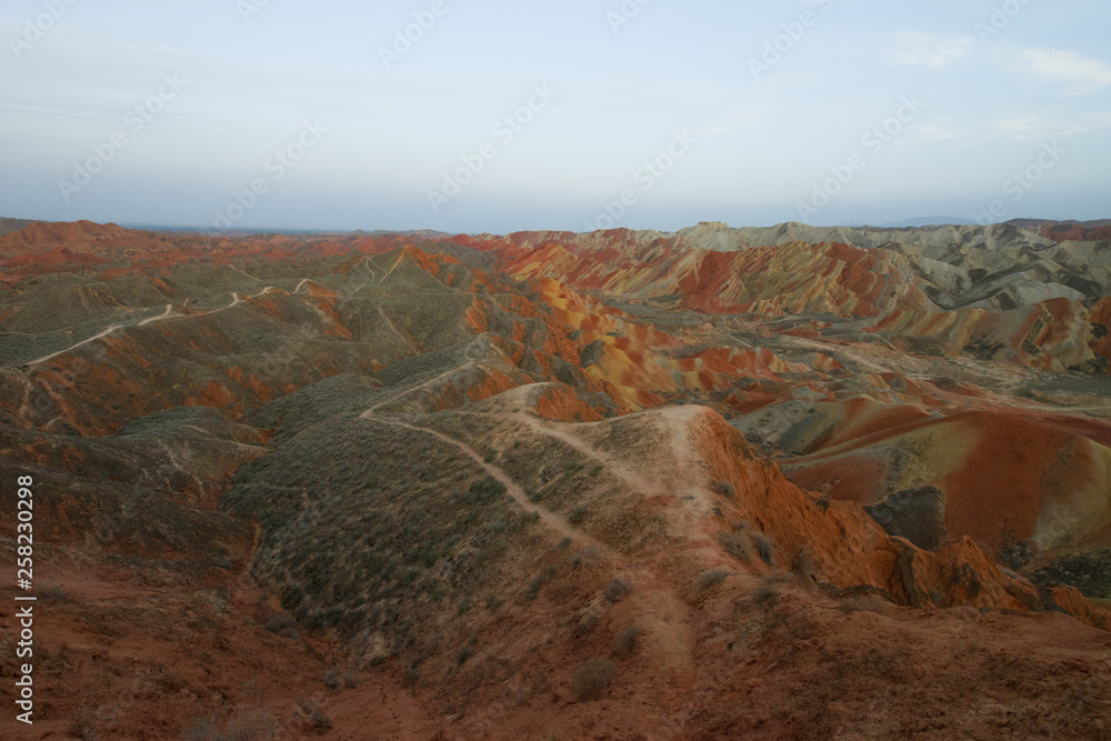 Φωτογραφία Danxia landform and rainbow moutain's Zhangye Danxia National Geological Park, Z