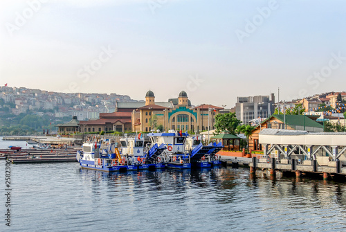 Istanbul, Turkey, 17 May 2015: Congress Center, Golden Horn, Halic, Eyup, Pierloti © Kayihan