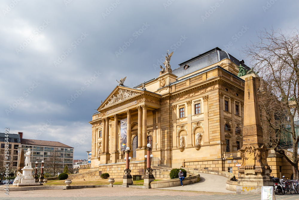 Wiesbaden, das Staatstheater. 21.03.2019