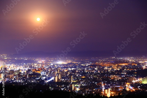 月明かりの盛岡市街 © yspbqh14