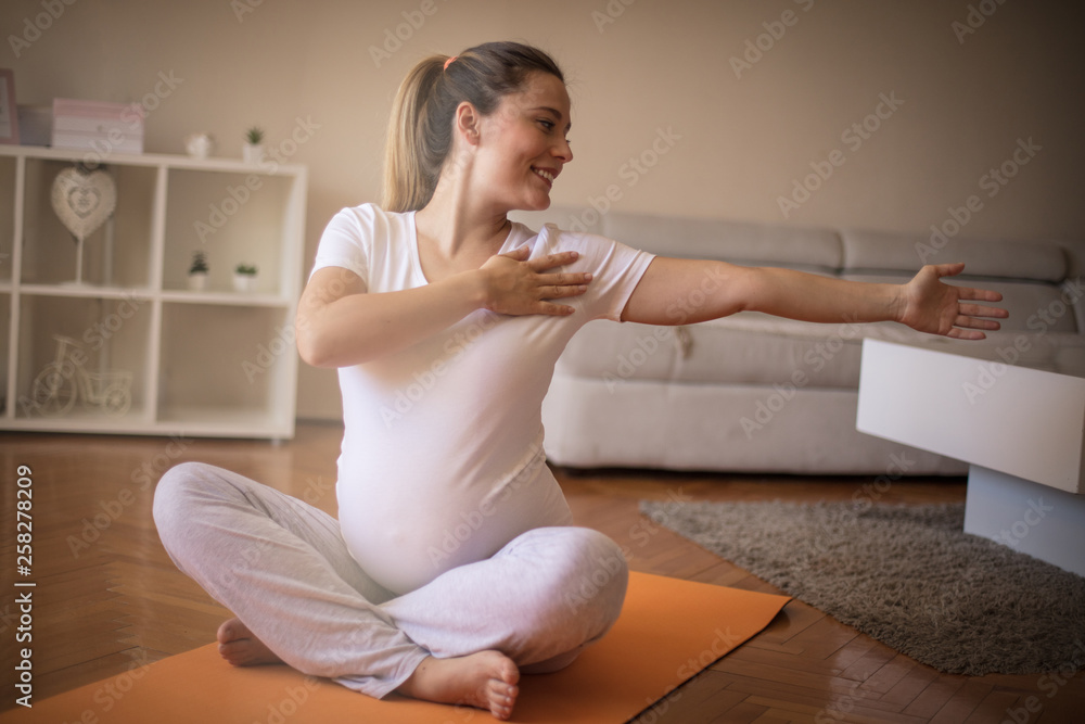 Staying in tip top shape during her pregnancy.