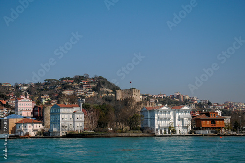 Fototapeta Naklejka Na Ścianę i Meble -  Mansions - Bosporus