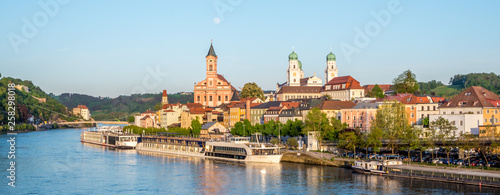 Panorama von Passau mit der Donau