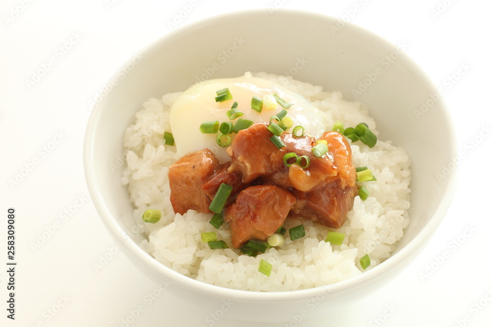 Japanese food, canned Yakitori and egg on rice