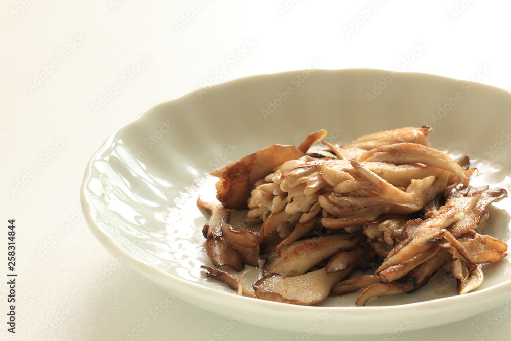 Japanese Maitake mushroom stir fried for vegetarian food