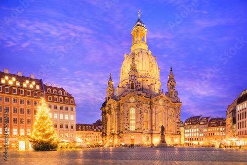 Church of our lady at dusk, Dresden, Germany. © conceptualmotion